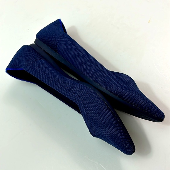 Rothy’s the point size 7, in navy, EUC - Picture 3 of 9